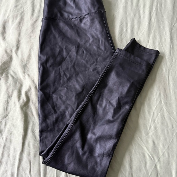Nordstrom women leggings size medium - Picture 2 of 3